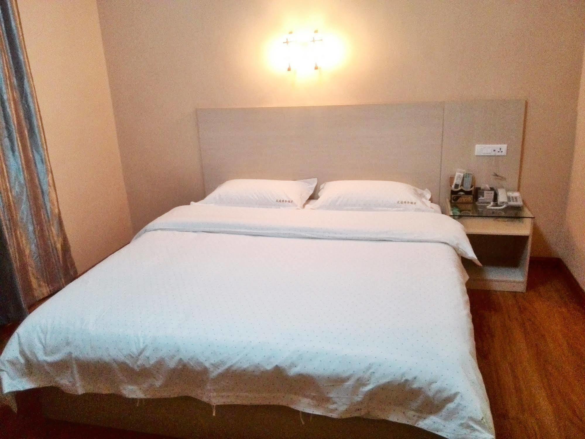 Guilin Tianyi Business Hotel Exterior foto